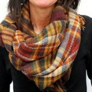NEW Cozy Blanket Scarf/Wrap/Shawl - Versatile!